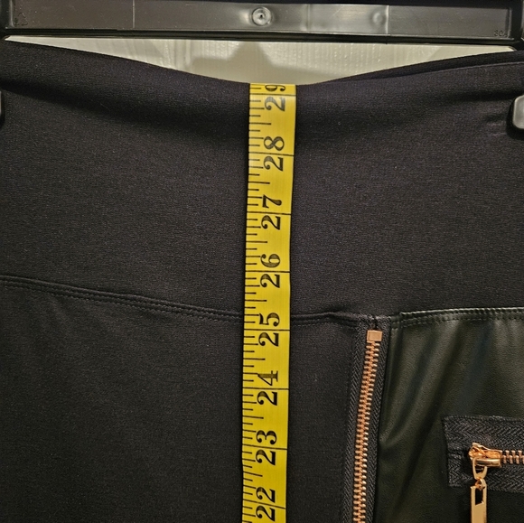 Athena Marie Black Asymmetrical Skirt-Size Medium - Picture 8 of 14